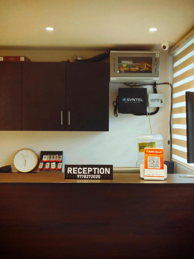 트리반드룸 Ivy Residency B&B 외부 사진